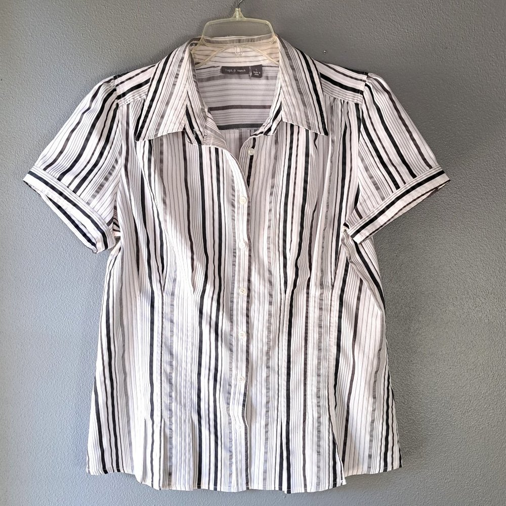 Apt. 9- Off White, Charcoal, Gray Short Sleeve Buttondown Stripe Top, Size Large